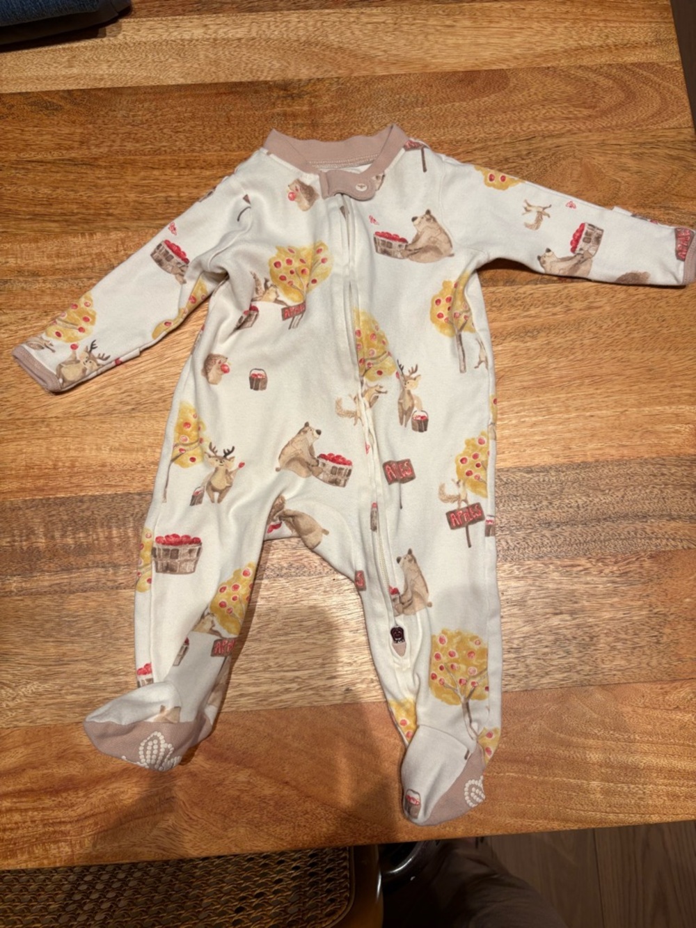 Burt’s Bees printed onesie - size 0-3 months
